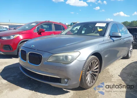 2011 BMW 750Li z USA, uszkodzony, nr VIN WBAKB8C56BCY65532